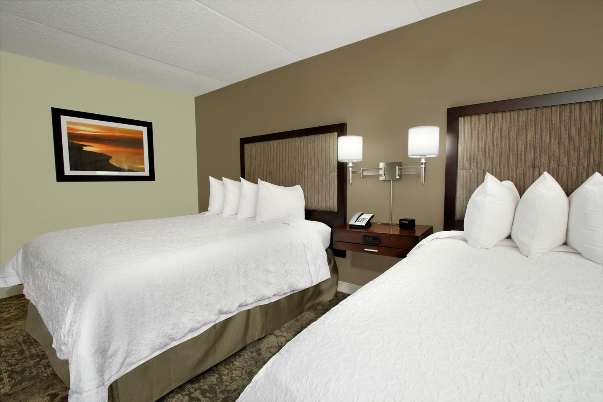 Hampton Inn & Suites By Hilton - Rockville Centre Exterior foto